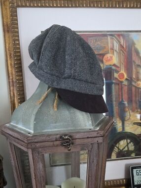 August Hat Company Grey Wool Newsboy Cap with Dark Brown Visor